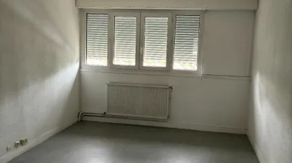 <br />Bureaux La Rochelle 160 m2<br /> - Offre immobilière - Arthur Loyd