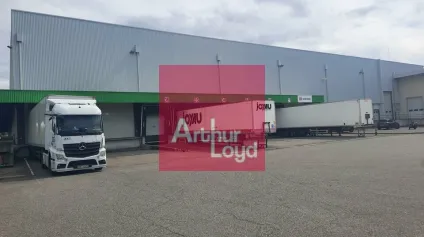 COURNON D'AUVERGNE ZI A LOUER ENTREPÔT LOGISTIQUE 7 359 M² - 9 QUAIS - Offre immobilière - Arthur Loyd