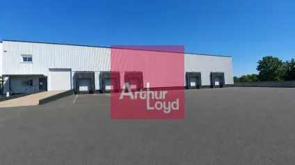 AUBIERE A LOUER ENTREPOT 4331 M² - 5 QUAIS - Offre immobilière - Arthur Loyd