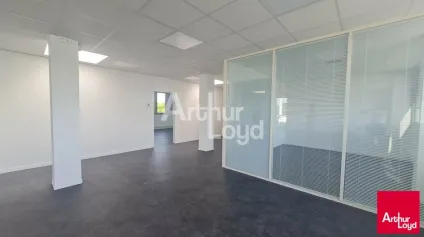 ANGERS ORGEMONT BUREAUX DE 70 M² A LOUER - Offre immobilière - Arthur Loyd
