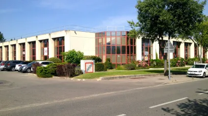 Local mixte à LOUER sur TECH INDUS à AIX EN PROVENCE - Offre immobilière - Arthur Loyd