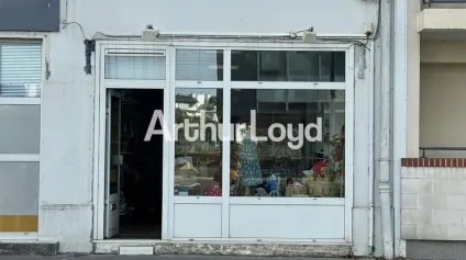 TOURS EDOUARD VAILLANT BUREAUX COMMERCIAUX A VENDRE 33 M² PROCHE GARE - Offre immobilière - Arthur Loyd