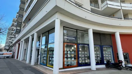 EXCLUSIVITE - Local commercial PMR et ERP avec parking à louer - Cantini / Périer / Prado - 13008 Marseille - Offre immobilière - Arthur Loyd
