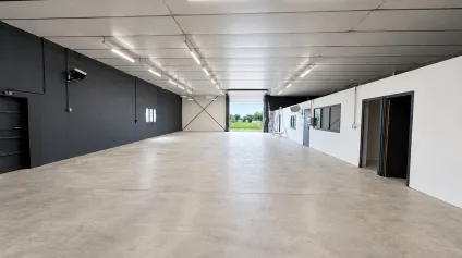 À VENDRE EN EXCLUSIVITÉ : Local d'activités de 531 m² à Roanne - Offre immobilière - Arthur Loyd