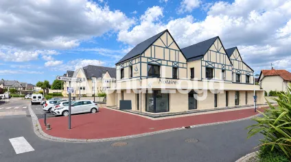 <br />OUISTREHAM - BUREAUX NEUFS A LOUER 96M²<br /> - Offre immobilière - Arthur Loyd