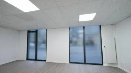 TOURS CENTRE BUREAUX COMMERCIAUX A VENDRE 80 M² EN RDC AVEC VITRINE - Offre immobilière - Arthur Loyd