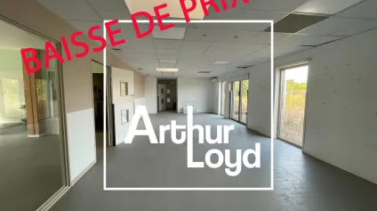 Local professionnel à vendre Vendargues accès PMR et extérieur aménagé - Offre immobilière - Arthur Loyd