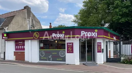Local commercial à louer à Tourcoing centre-ville - 124 m² avec parking privatif et belle vitrine - Offre immobilière - Arthur Loyd