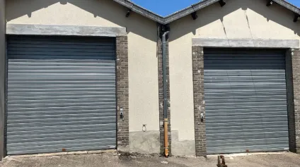 <br />Entrepôt 80m² proche de la gare des bénédictins avec 2 portes sectionnelles<br /> - Offre immobilière - Arthur Loyd