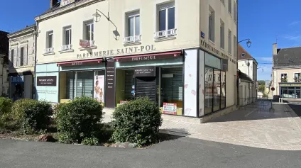 Local commercial à vendre à NOGENT LE ROTROU 28400 - Offre immobilière - Arthur Loyd