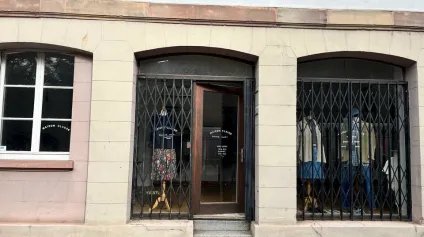 LOCAL COMMERCIAL à LOUER de 63.5 m² - Offre immobilière - Arthur Loyd