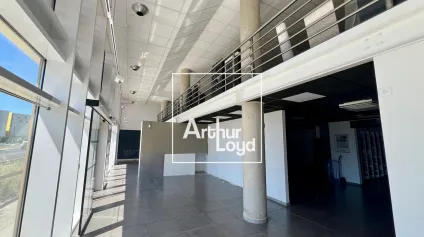 BUREAUX A VENDRE - PEROLS AXE PASSANT - PROCHE TRAMWAY - Offre immobilière - Arthur Loyd