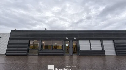 A vendre - Local d'activités avec 15 places de stationnement - Rillieux-la-Pape - Offre immobilière - Arthur Loyd