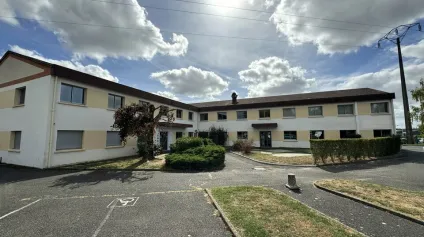 CHAMBRAY-LES-TOURS LA VRILLONNERIE BUREAUX A LOUER DE 274 M² PARKING FACILE - Offre immobilière - Arthur Loyd