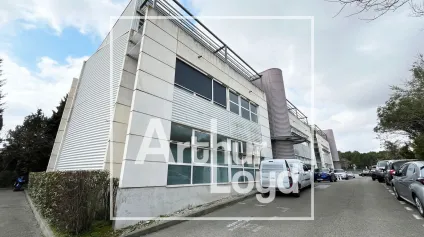 Bureaux à vendre à Montpellier Millénaire avec 11 parkings privatifs - Offre immobilière - Arthur Loyd