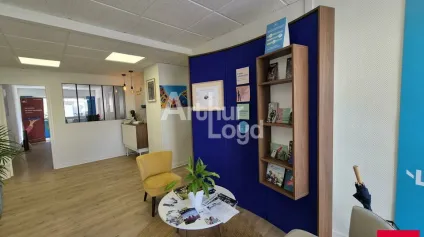 ANGERS GARE LOCAL COMMERCIAL DE 60 m² à louer - Offre immobilière - Arthur Loyd