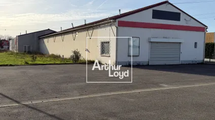 LOCAL D'ACTIVITE A VENDRE - PORTET SUR GARONNE - SHOWROOM DE 400 m² - Offre immobilière - Arthur Loyd