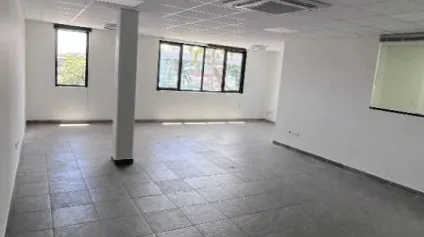 Local de 159 m2 à Dillon - Offre immobilière - Arthur Loyd