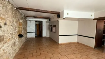 EMPLACEMENT PREMIUM RESTAURANT DE CHARME 95M2 BAYONNE - Offre immobilière - Arthur Loyd