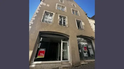 A VENDRE - IMMEUBLE DE RAPPORT - CENTRE-VILLE - Offre immobilière - Arthur Loyd