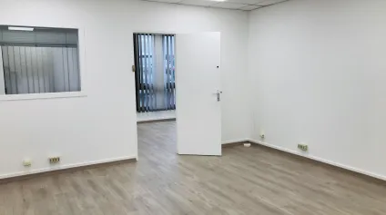 BUREAUX RENOVES A LOUER SAINT NAZAIRE OCEANIS - Offre immobilière - Arthur Loyd