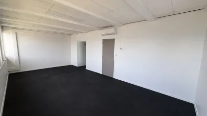 Location bureaux Orléans centre - Proche gare - Plateaux rénovés divisibles avec parkings - Offre immobilière - Arthur Loyd