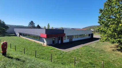 Bâtiment d'activité de 1 100m2 à vendre - Offre immobilière - Arthur Loyd