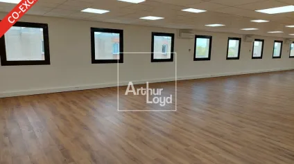 BUREAUX ENTREE DE VILLE LIEUSAINT - Offre immobilière - Arthur Loyd