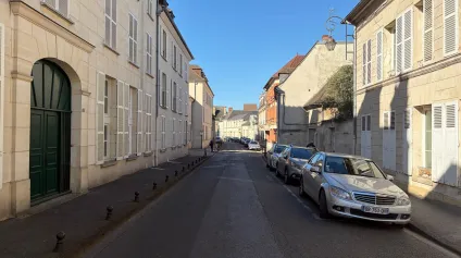 A VENDRE BUREAUX 131 M2 COMPIEGNE CENTRE-VILLE - Offre immobilière - Arthur Loyd