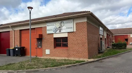 Local d'activité de 148 m² à louer à JOUY LE MOUTIER - Offre immobilière - Arthur Loyd