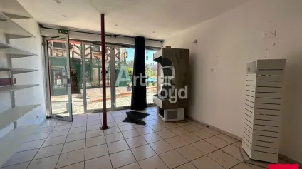BLOIS - LOCATION LOCAL COMMERCIAL DE 46,96 M² - CENTRE VILLE - Offre immobilière - Arthur Loyd