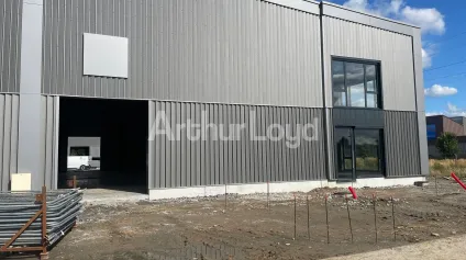 Ateliers/entrepôts neufs à vendre à louer - Lens - Offre immobilière - Arthur Loyd