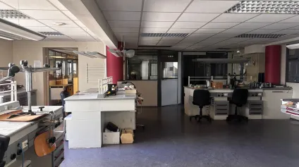 À VENDRE OU À LOUER - 250 m² DE BUREAUX R+1 - BELLEVUE SAINT-ÉTIENNE - Offre immobilière - Arthur Loyd