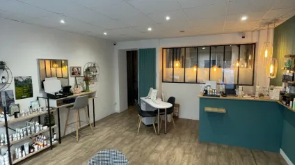 <br />Local commercial 74 m² - Forte visibilité - Centre-ville LIMOGES<br /> - Offre immobilière - Arthur Loyd