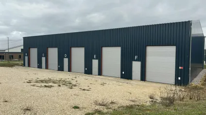LOCAL D'ACTIVITE - ENTREPOT à VENDRE de 650 m² - Offre immobilière - Arthur Loyd