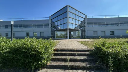 LOCAL D'ACTIVITE - ENTREPOT à LOUER de 5500 m² - Offre immobilière - Arthur Loyd