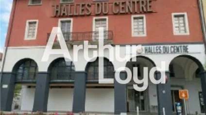 CLUSES Centre ville - Halles gourmandes - Locaux commerciaux à usage de Brasserie - Offre immobilière - Arthur Loyd