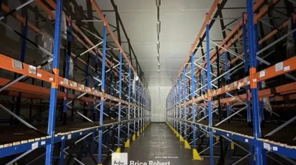 A vendre bâtiment indépendant avec 15 quais à Saint Etienne sur son terrain - Offre immobilière - Arthur Loyd