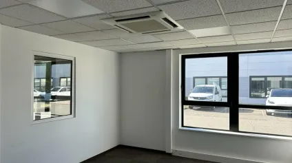 LOCAL D'ACTIVITE - ENTREPOT à VENDRE de 293.98 m² - Offre immobilière - Arthur Loyd