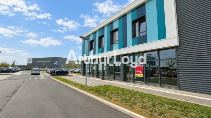 TOURS NORD LOCAL COMMERCIAL NEUF À LOUER 288 M²  FORTE VISIBILITÉ - Offre immobilière - Arthur Loyd
