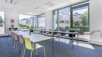 Plateau de bureau lumineux de 100 m² - Centre-ville de Poitiers - Rue Victor Hugo - Offre immobilière - Arthur Loyd