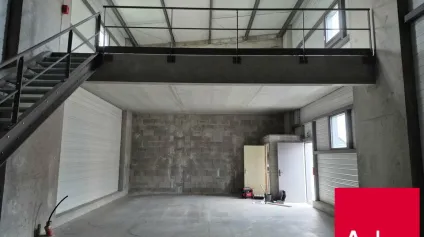 LOCAL D'ACTIVITE 149.99 M² - A VENDRE - SAINT VINCENT DE TYROSSE - Offre immobilière - Arthur Loyd