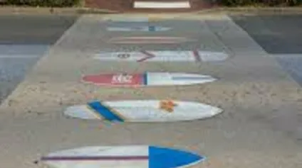 ANGLET, Vente de murs, proche BAB2, local de 855 m² sur 2 niveaux. Visuel N° 1. - Offre immobilière - Arthur Loyd