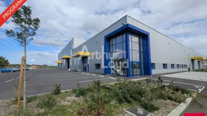 BEDEE - LOCAL D'ACTIVITE NEUF A LOUER - Offre immobilière - Arthur Loyd
