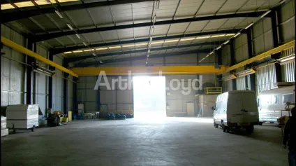 Location local d’activités à Ruitz accès A26 hauteur 6m ponts roulants - Offre immobilière - Arthur Loyd