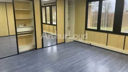 Bâtiment d’activités à louer ou à vendre à Saint-Laurent-Blangy axe passant - Offre immobilière - Arthur Loyd
