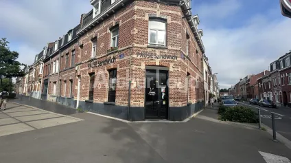 Cession de droit au bail - Local commercial à louer idéalement situé dans le quartier dynamique d'Euratechnologies à Lille - Offre immobilière - Arthur Loyd