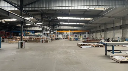 Entrepôt industriel à louer à Annezin avec ponts roulants et bureaux rénovés - Offre immobilière - Arthur Loyd