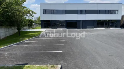 Local d'activité neuf à louer à Villeneuve d'Ascq avec entrepôt plain pied - Offre immobilière - Arthur Loyd