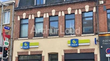 Bureaux à vendre Lomme - 230 m² lumineux avec visibilité exceptionnelle et patio privatif - Offre immobilière - Arthur Loyd
